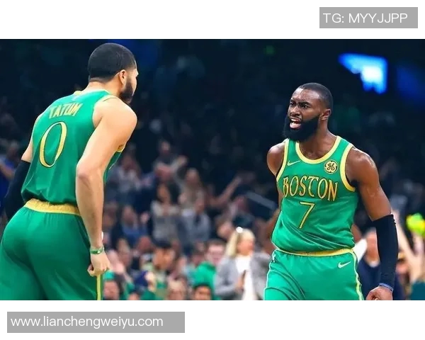 双星闪耀绿茵场足坛巨星携手演绎转会新传奇